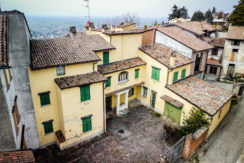Vendesi bellissimo Casale Canneto Pavese Colli Pavesi