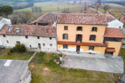 Vendesi cascinale terreno agricolo Casalnoceto terreno agricolo